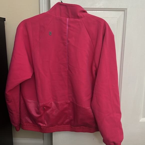 Shocking pink figs jacket- small - Picture 3 of 3
